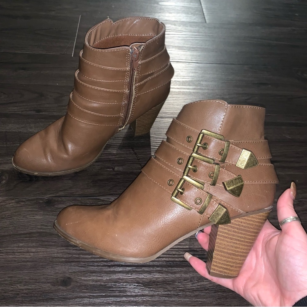Brown pleather strappy buckle booties